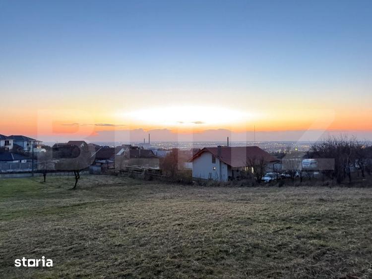 Teren de 2356 mp, în Oncea