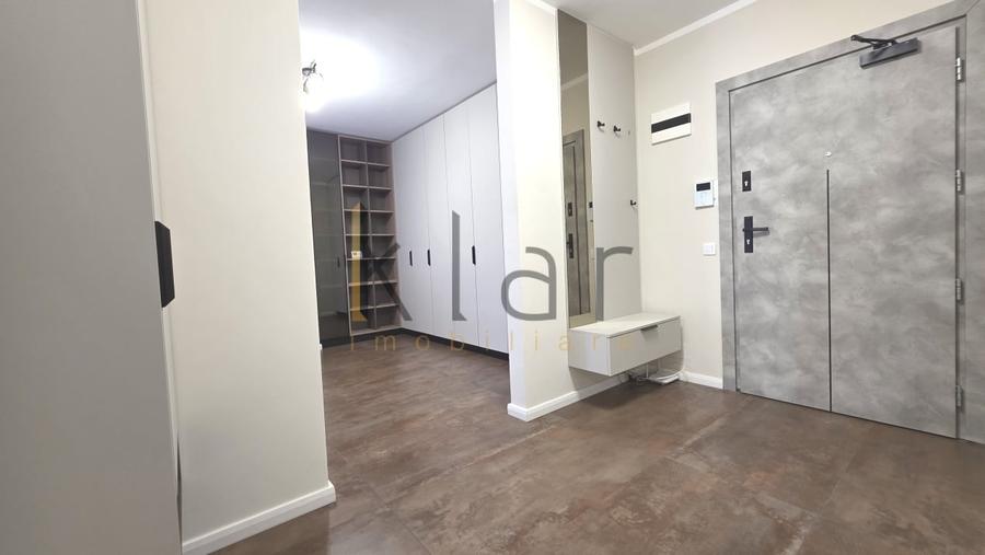 Apartament cu 2 camere semidecomandat, mobilat în Plopilor