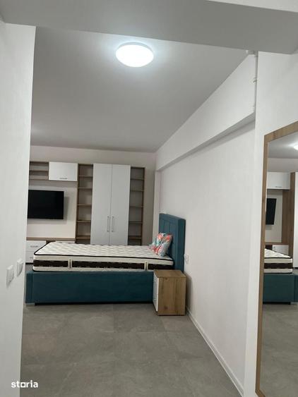 Garsonieră decomandată în Calea București
