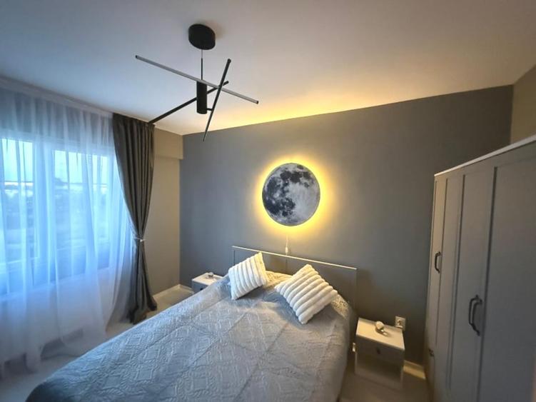 Apartament cu 3 camere semidecomandat, mobilat în Otopeni