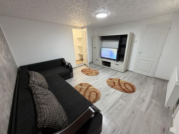 Apartament cu 2 camere decomandat în Cug