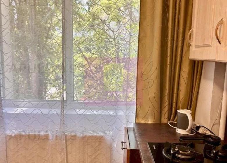 Apartament cu 2 camere semidecomandat în Sebastian
