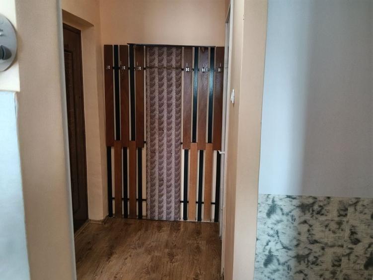 Apartament cu 2 camere decomandat în Exterior Vest