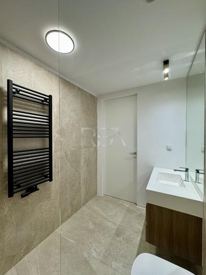 Apartament cu 2 camere semidecomandat, mobilat în Aviației