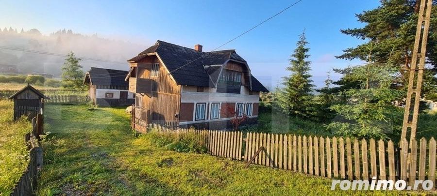 Casă cu 4 camere cu Teren 1170 Mp în Central