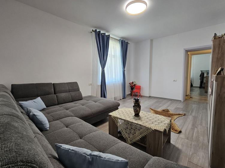 Apartament cu 2 camere decomandat în Mihail Kogălniceanu