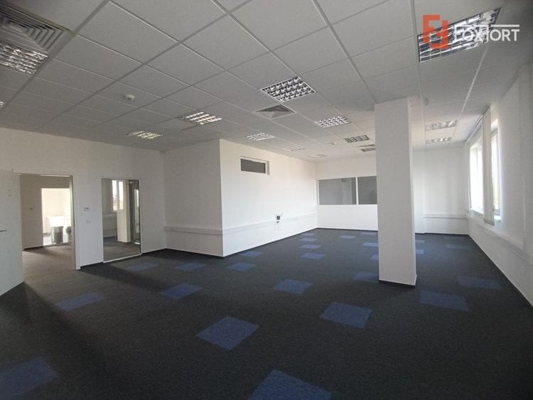 Birou, de 760 mp, în Spitalul Județean