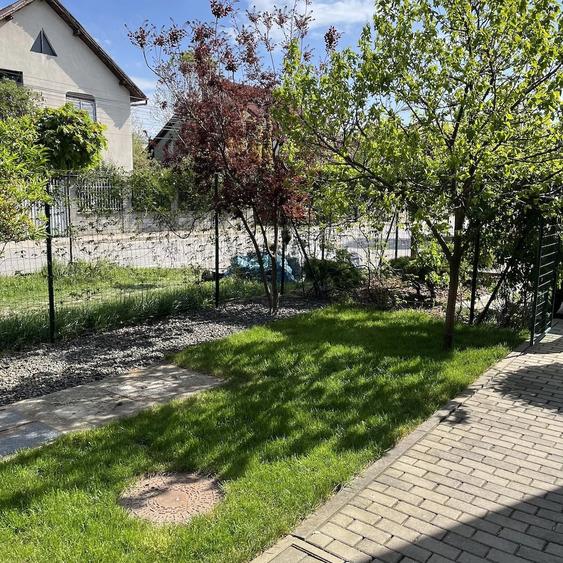 Apartament cu 3 camere decomandat în Braytim