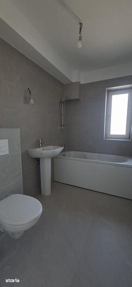 Apartament doua camere, intabulat, langa statia de autobuz, Visoianu - 4