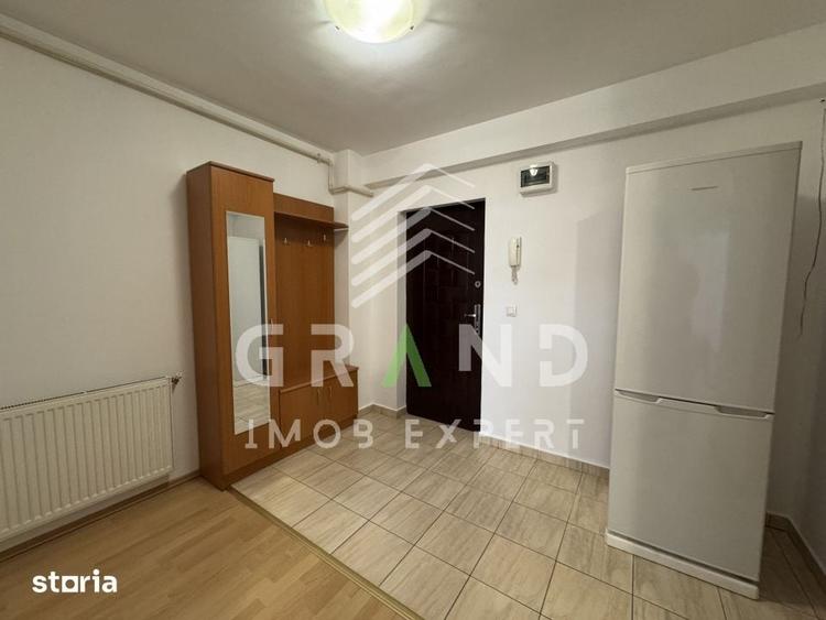 Garsonieră decomandată în Între Lacuri