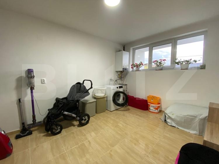 Casă individuală cu 6 camere cu Canalizare în Apahida