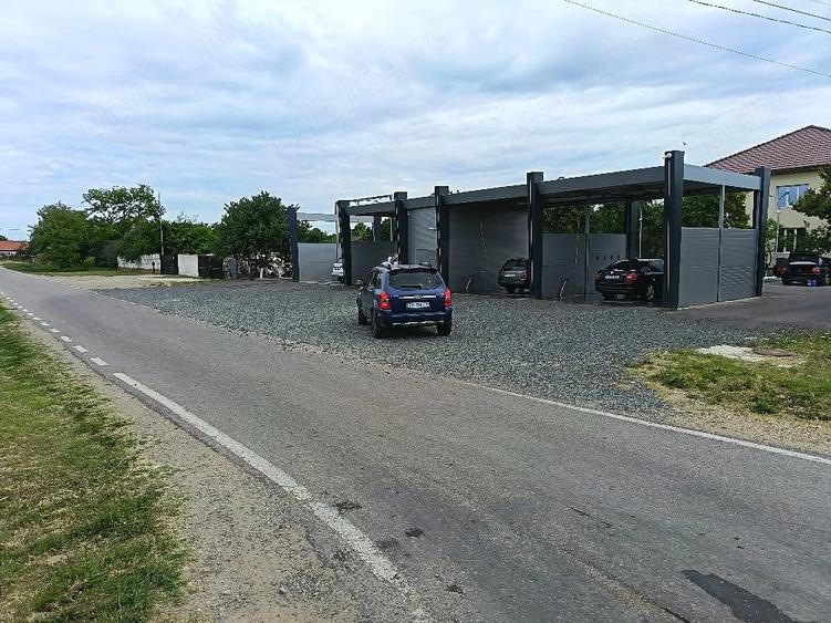 Casă cu 4 camere cu Teren 2741 Mp în Jebel
