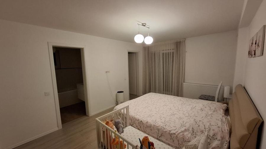 Casă cu 4 camere cu Teren 140 Mp în Central