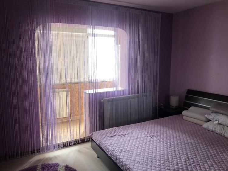 Vând apartament 3 camere decomandate faleza nord, constanța str. pescarilor nr. - 8