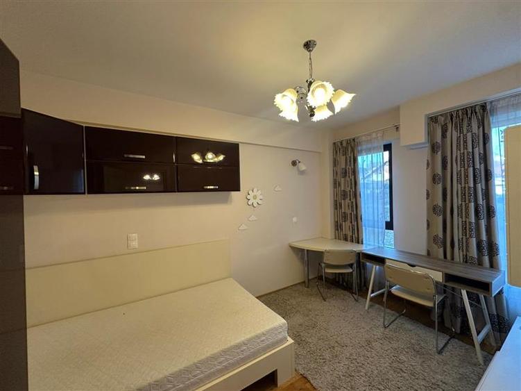 Apartament 3 camere de inchiriat, Copou - 7