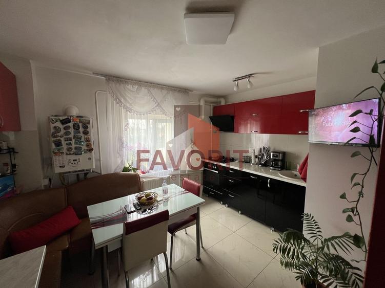 Apartament cu 4 camere decomandat, mobilat în Girocului