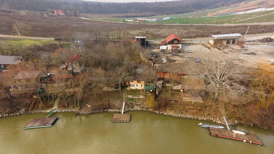 Teren Construcții intravilan de 2600 mp, în Malul Mureșului