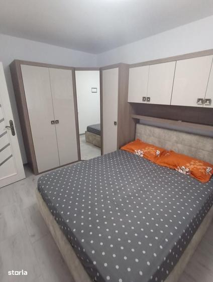 Apartament cu 2 camere semidecomandat în Gorjului
