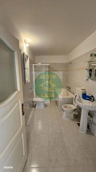 Casă cu 4 camere cu Teren 1200 Mp în Tămășeni