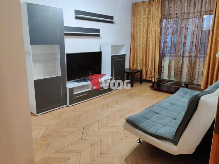 Apartament 3 camere, decomandat in zona Lipovei