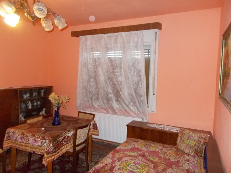 Casa, Utvin, caramida, fundatie beton 3 cam, 400 sau 1500mp teren - 1