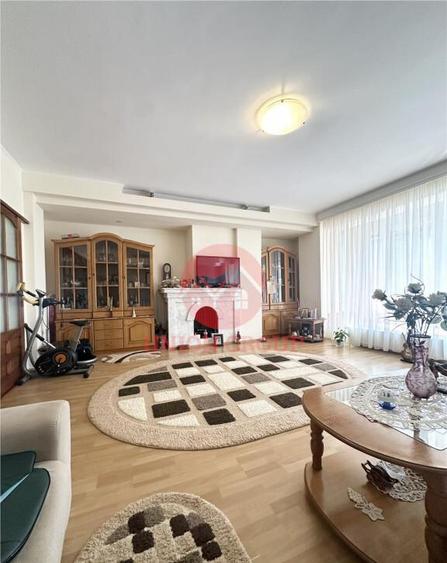 Casa la Cativa Pasi de Mare in Faleza Nord - Ideala Pentru F - 18