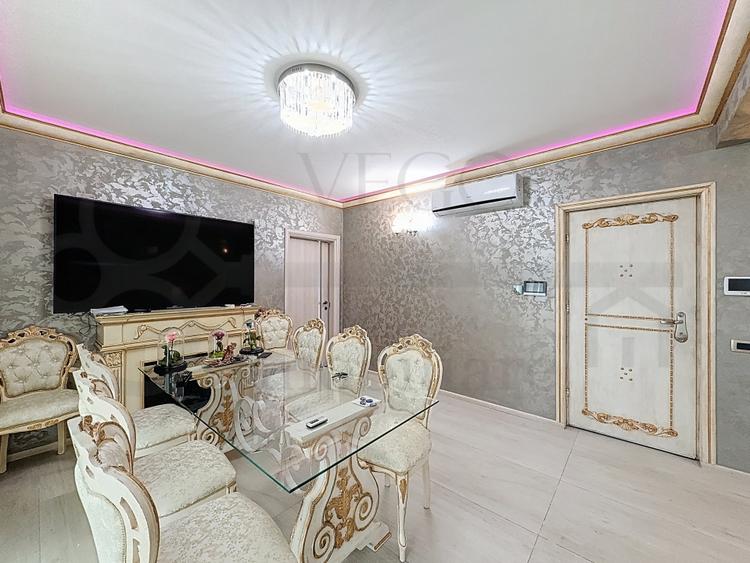 Apartament cu 4 camere, 100 mp, terasa 35 mp, 2 garaje, zona Marasti - 2