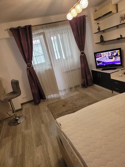 Dristor, garsoniera, 3 minute metrou, bloc mixt, moderna - 10