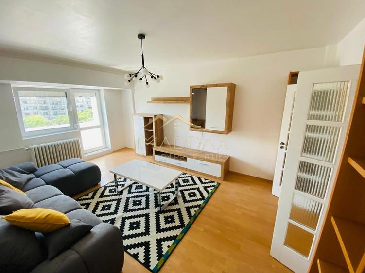Apartament spațios cu 4 camere, vedere spectaculoasă către Palatul Parlamentului - 2