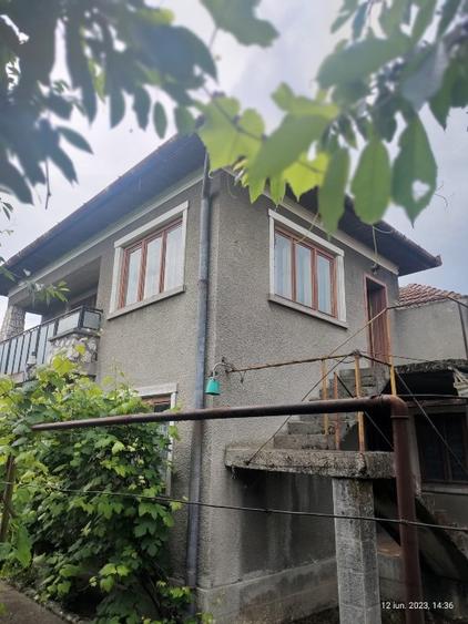 Proprietate mare de renovat: Casă P+1 + Clădire secundară, 5.031 mp Teren Intrav - 6