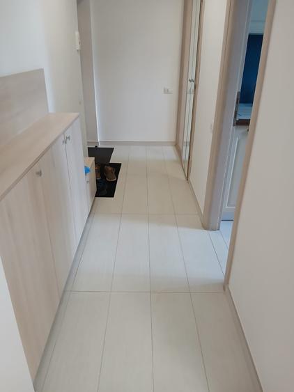 Apartament cu 2 camere semidecomandat, mobilat în Ultracentral