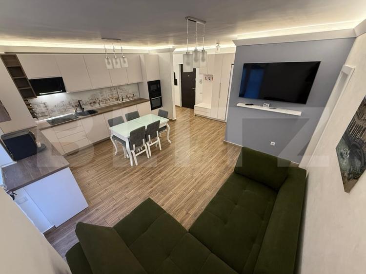 Apartament semidecomandat cu 3 camere, cu gradina proprie si parcare, zona Terra - 1