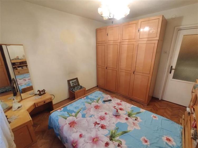 Oravita, Apt.3 Cam, Et.1, Zona Garii, Pret Negociabil - 4