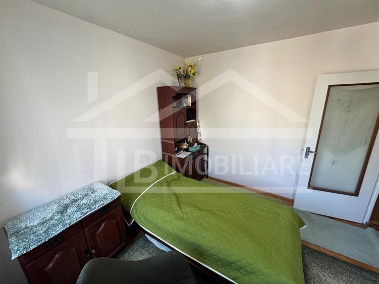Apartament cu 3 camere, 73.1mp, decomandat, zona Centrala - 1