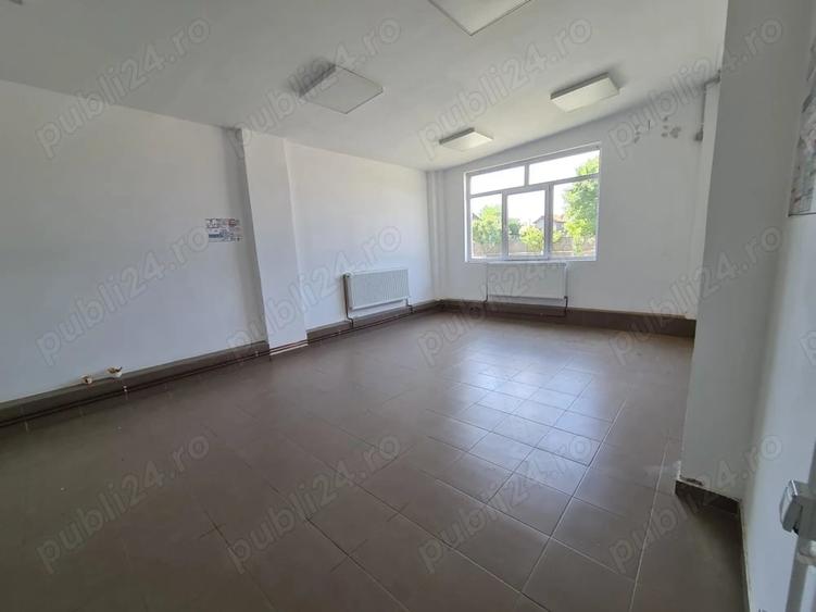 Spațiu comercial, de 1,059 mp, în Lugoj