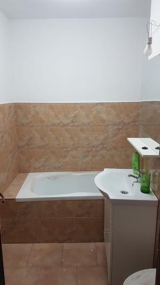 Inchiriez apartament 3 camere Central/Ultracentral , RENOVAT COMPLET - 2