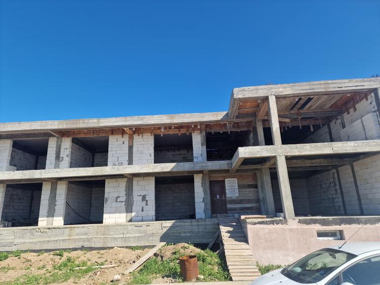 Midia Sat - Constructie S+P+1 la Rosu cu teren propietate - 148.000euro - 6