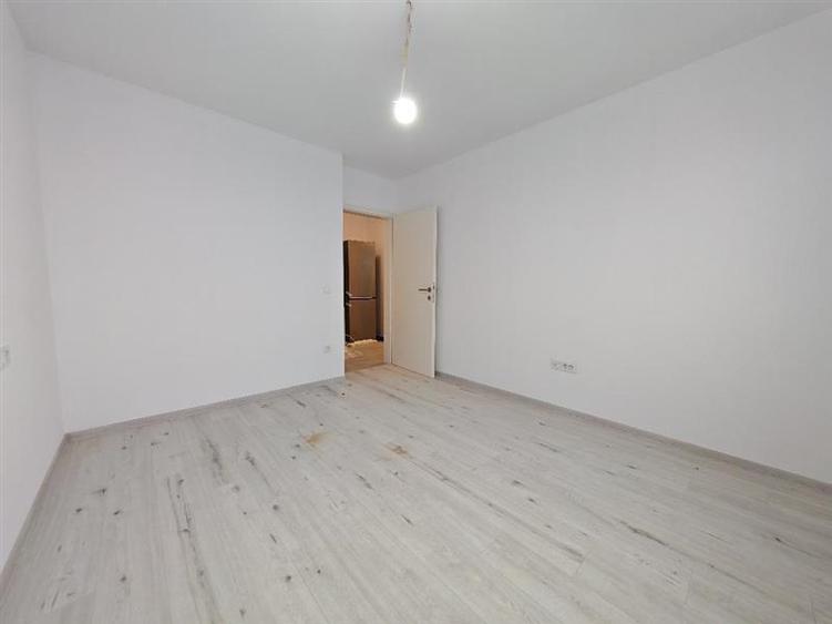 Inchiriem Apartament 3 Camere, Partial Mobilat, Decomandat, Tractorul - 16