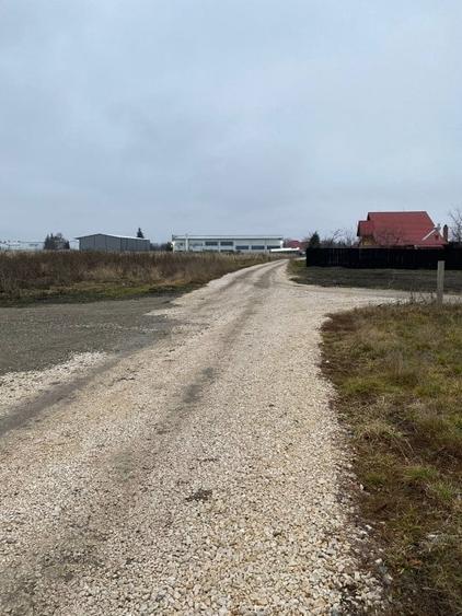 Stupini-DN13 loc de casa - 1