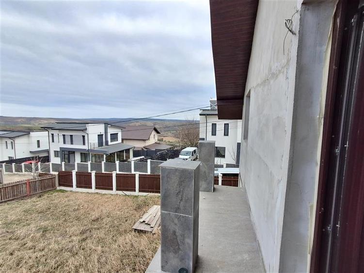 Vila P+M+Pod , 4 camere , 520 mp teren - Breazu . Iasi - 16