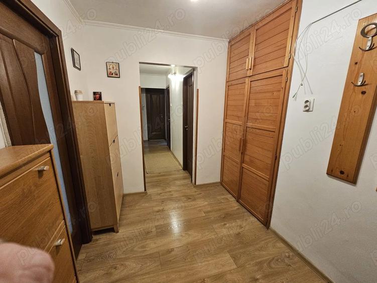Apartament 3 camere de inchiriat - 8