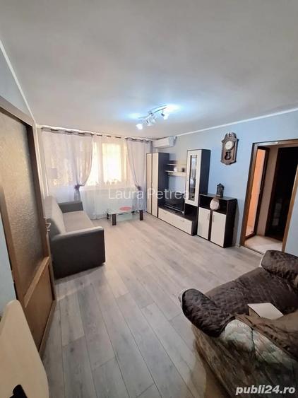 2 camere, M16 2 camere, M16