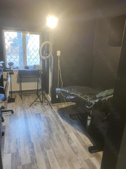 Spa?iu comercial Central - Capitol - Asirom - Intrare din str. Mircea cel Batran - 2