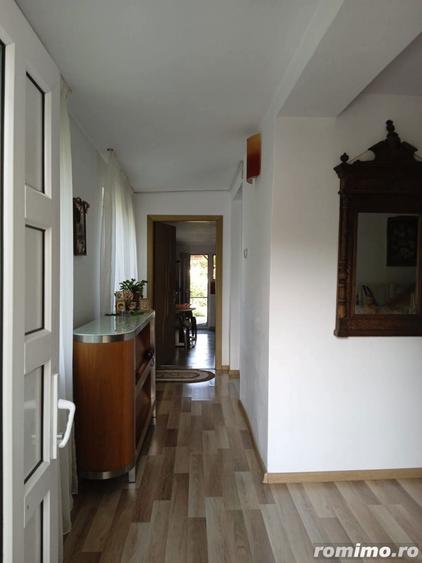 Casa cu etaj de vanzare - 1