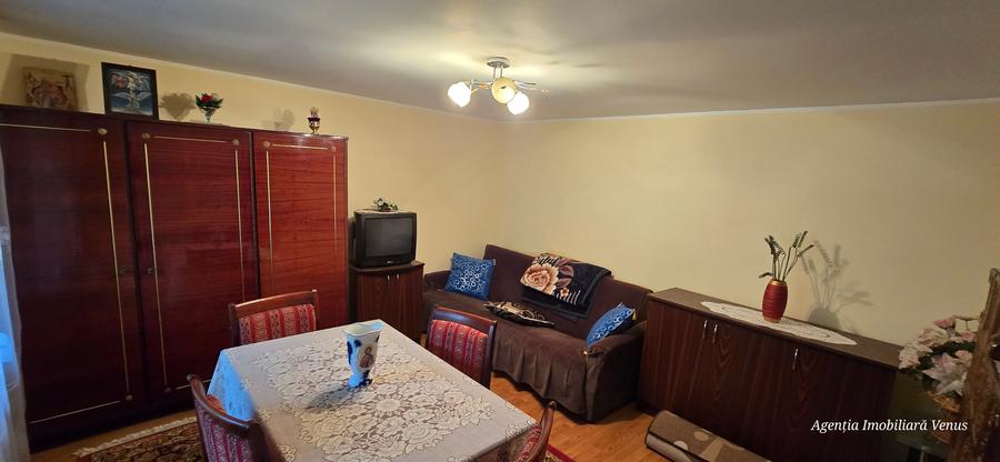 Casa caramida in Costesti - 14