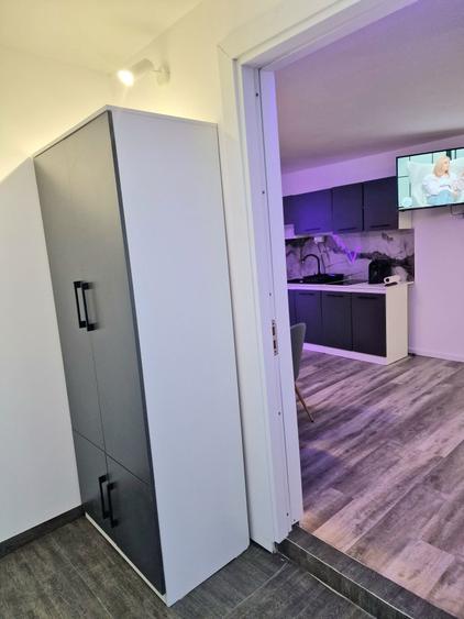 Inchiriez apartament 3 camere plus terasa centru Predeal - 8