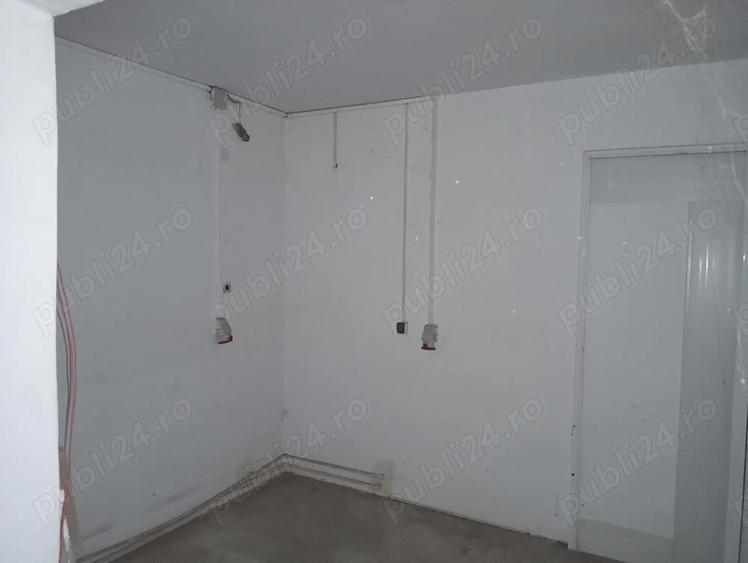 Vand imobil parter + etaj in Tecuci zona Garii de Sud. - 5