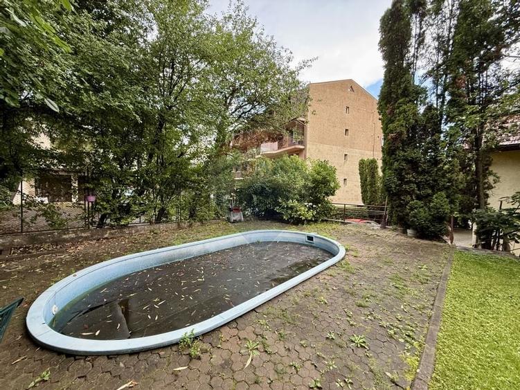 Apartament in vila, Curte comuna cu piscina - Andrei Muresanu - 4