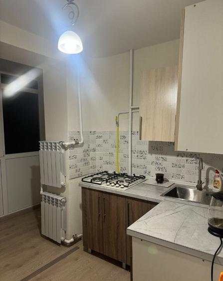 Garsoniera de inchiriat zona Piata Romana - 1