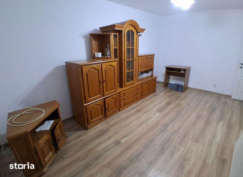 3 camere decomandat Pacurari Petru Poni 65 mp et. 1 Cod:160170 - 10